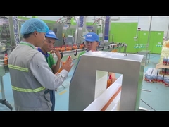 Digitaal transportband met metaaldetector Voedselveiligheid / Geneeskunde / Kledingindustrie Gebruik