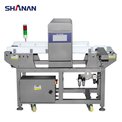 Op maat gemaakte metalen detector met hoge precisie Conveyor type vlees snoep dessert voedselfabriek speciale metalen detector