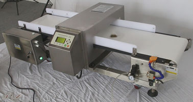Van de de Riemtransportband van pvc/Pu-van het Metaaldetectors de Voedselinspectiemachines, Ijzerhoudend, Non-ferro, 304 SUS